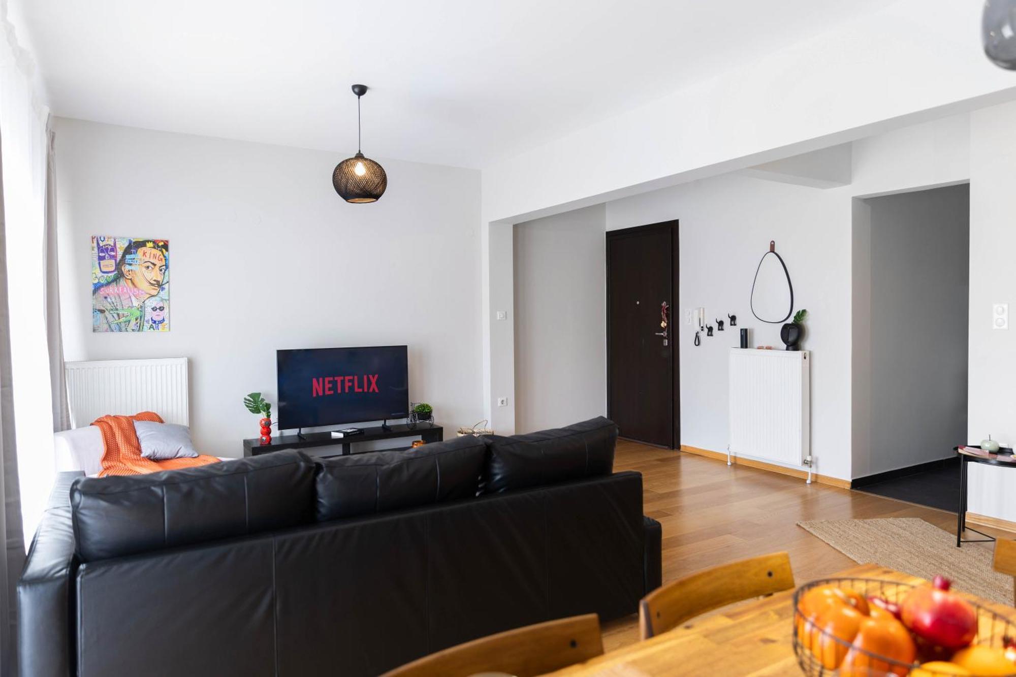 Sunset Sky Lounge - Chic Penthouse In *